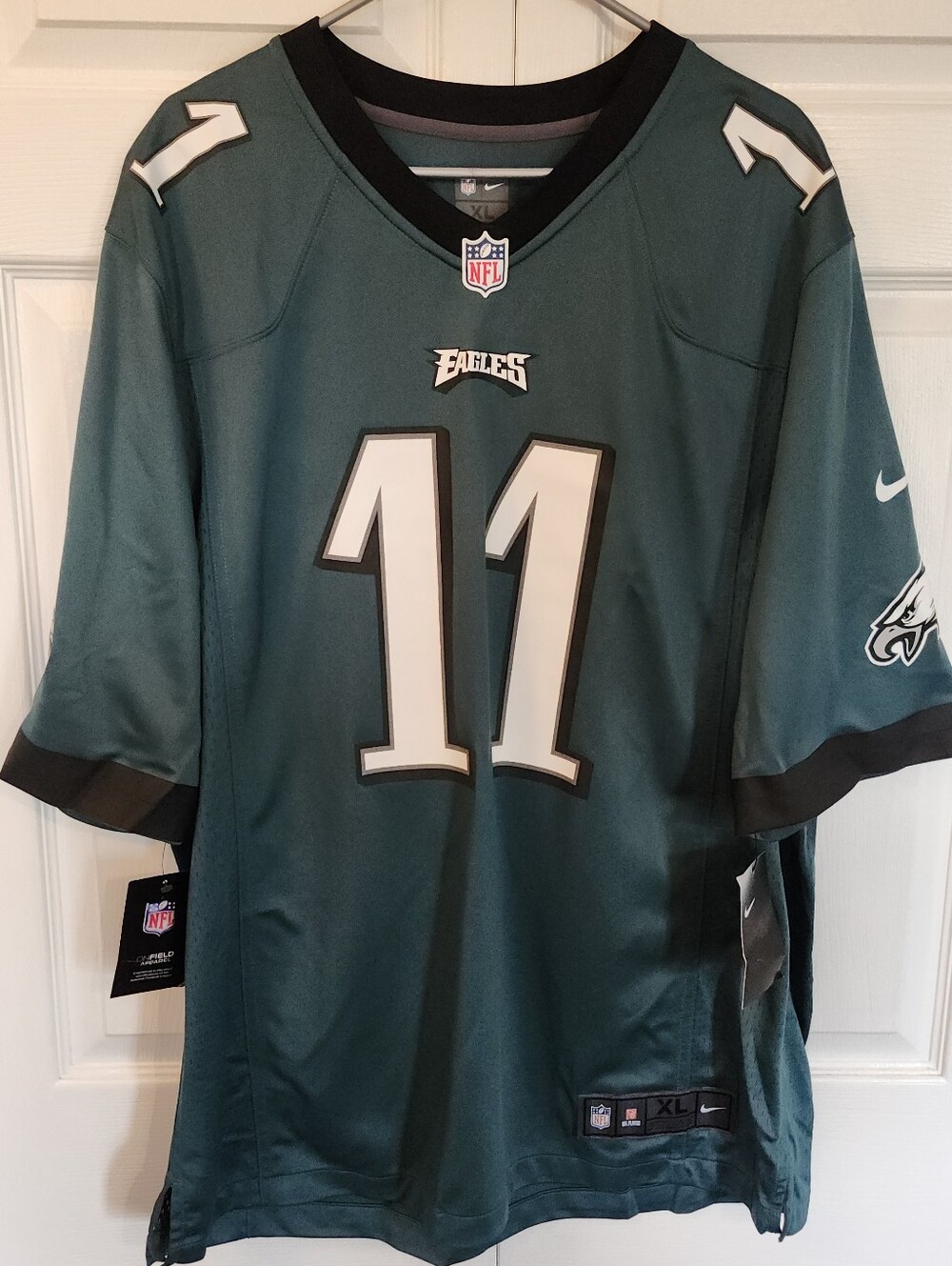 NIKE On Field Philadelphia Eagles Jersey Green Carson Wentz #11 Mens Size XL NWT